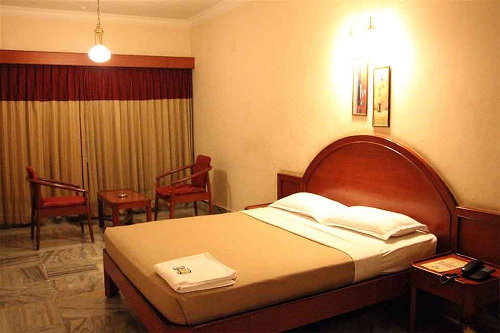 Samrat Residency Hotel Bangalore Exterior photo