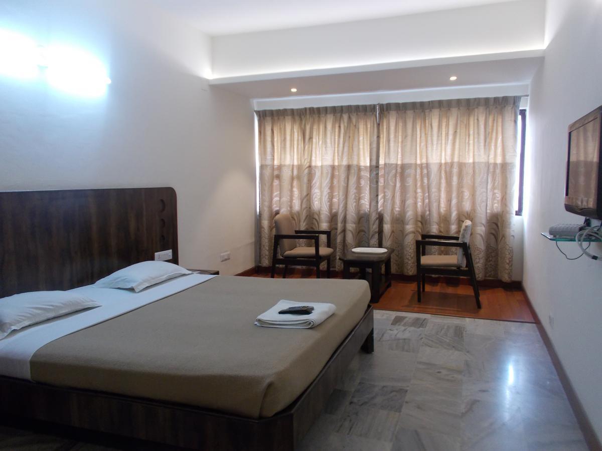 Samrat Residency Hotel Bangalore Exterior photo